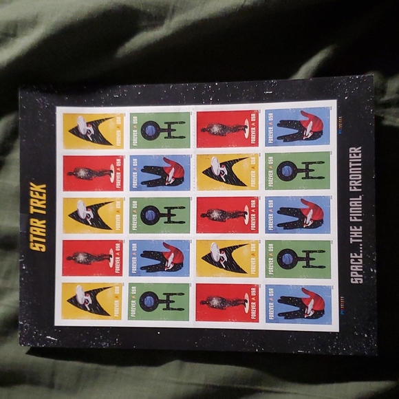 Hot Topic Other - Star Trek Collectible Stamps (20 stamps)